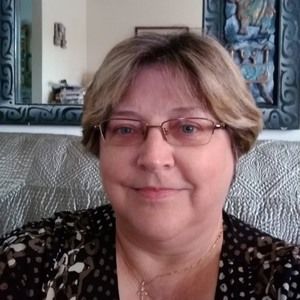 Meet your Posher, Esther